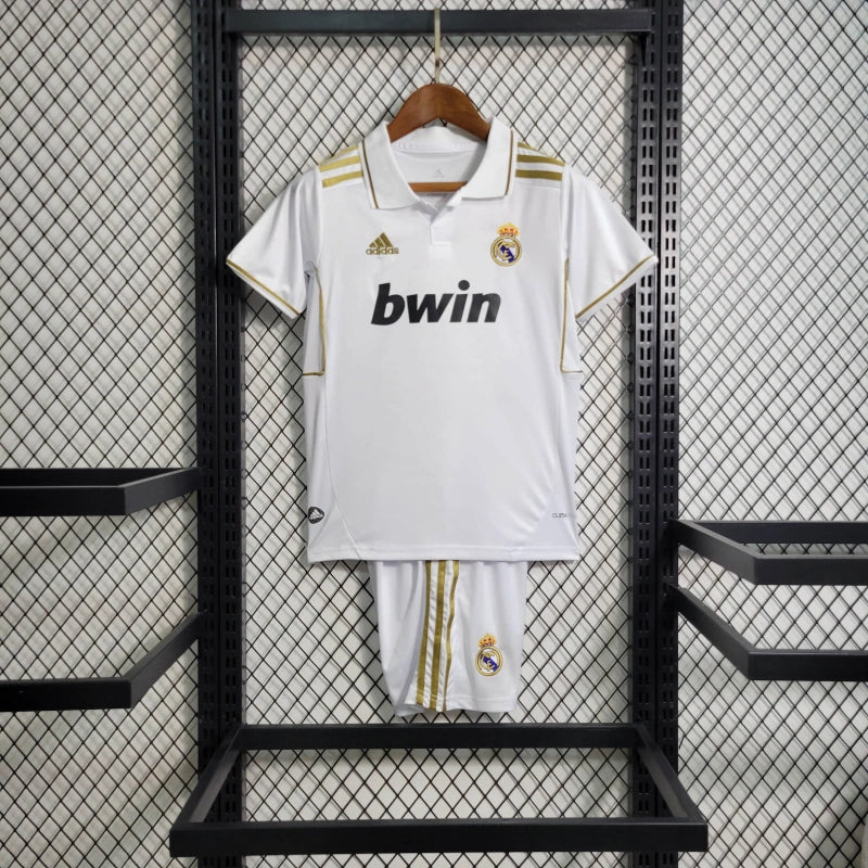 Conjunto Infantil Retrô Real Madrid I - 2011/12