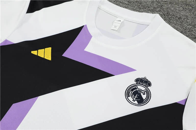 Conjunto Camisa e Short Real Madrid Origami - 2023/24