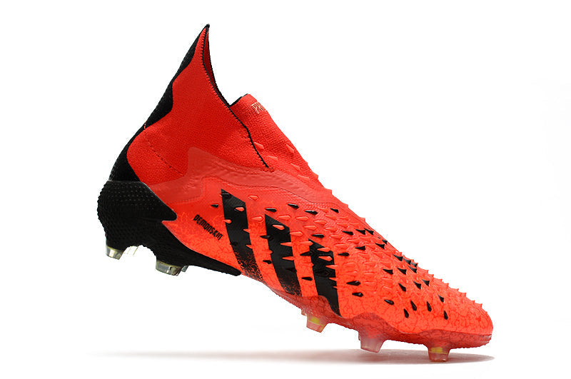 Chuteira Adidas Predator Freak Fg